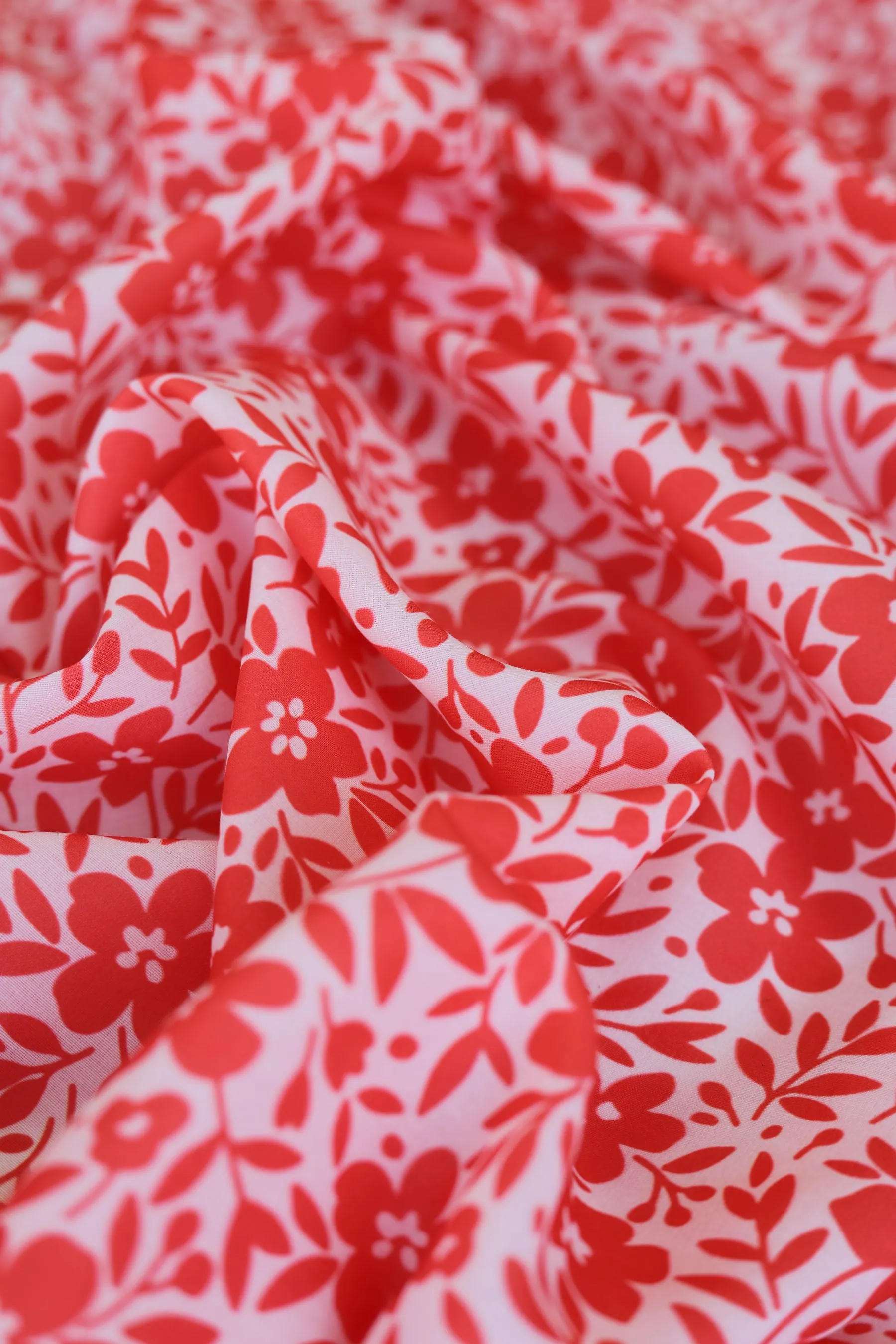 Red Ditsy Floral Pattern Printed Muslin Fabric