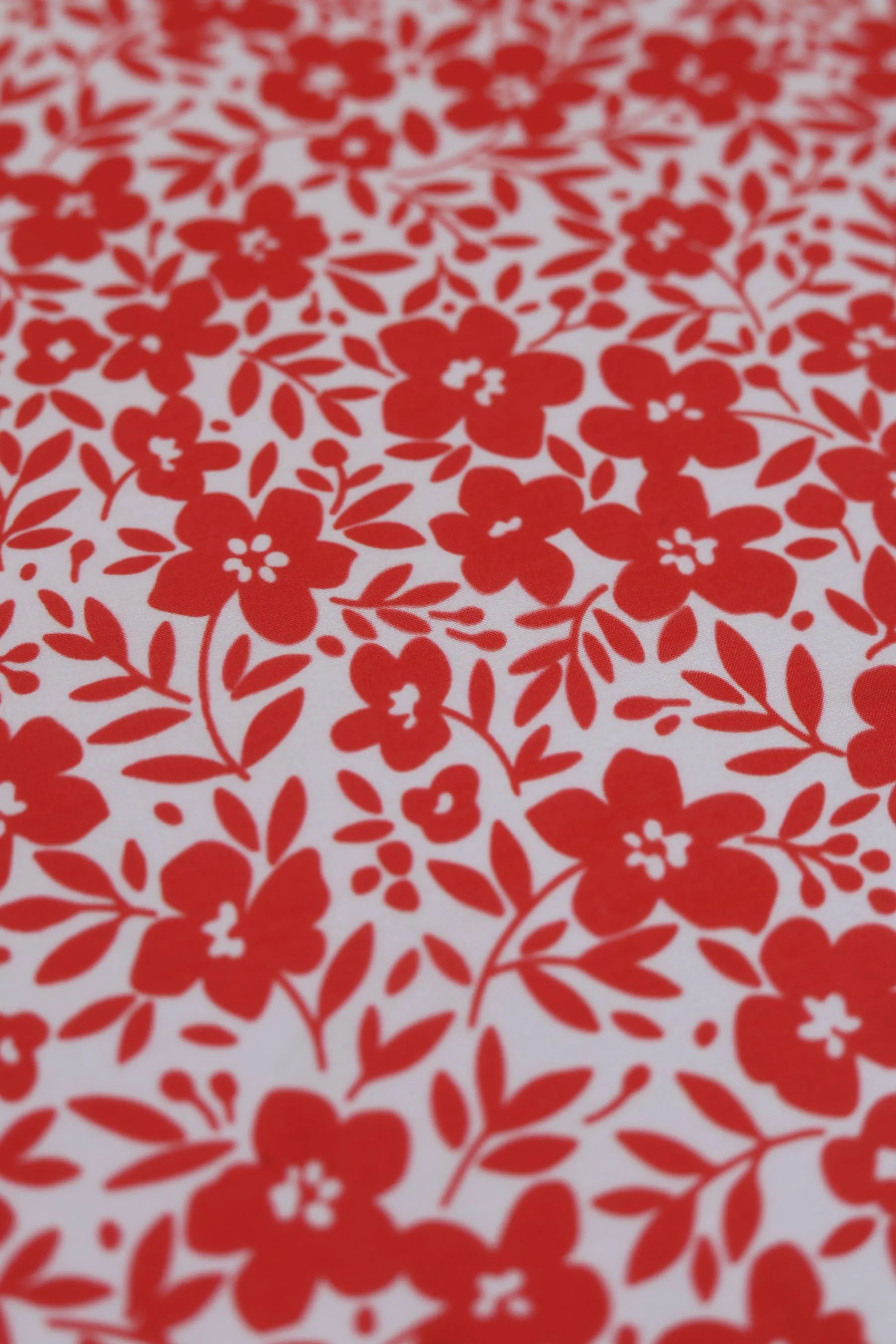 Red Ditsy Floral Pattern Printed Muslin Fabric