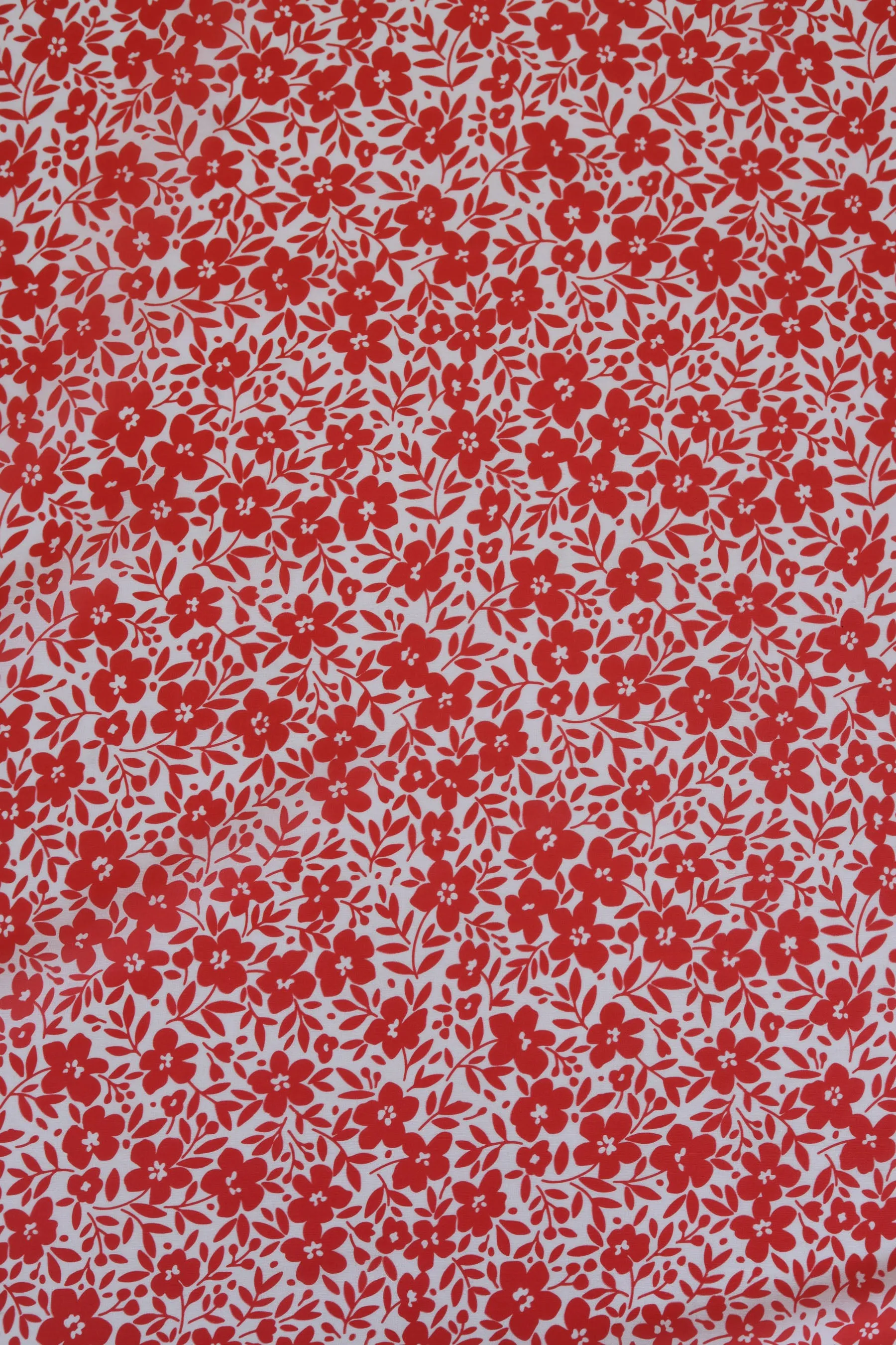 Red Ditsy Floral Pattern Printed Muslin Fabric