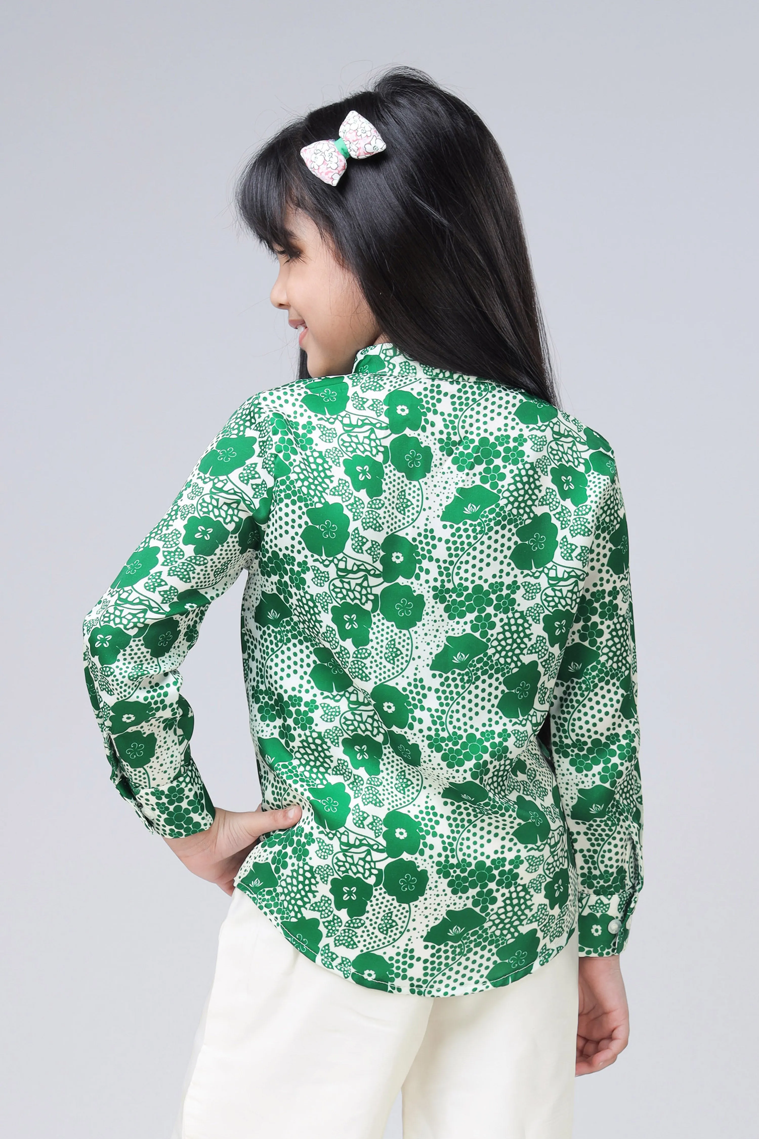 Stylish Green Floral Mandarin Collar  Shirt For Girls